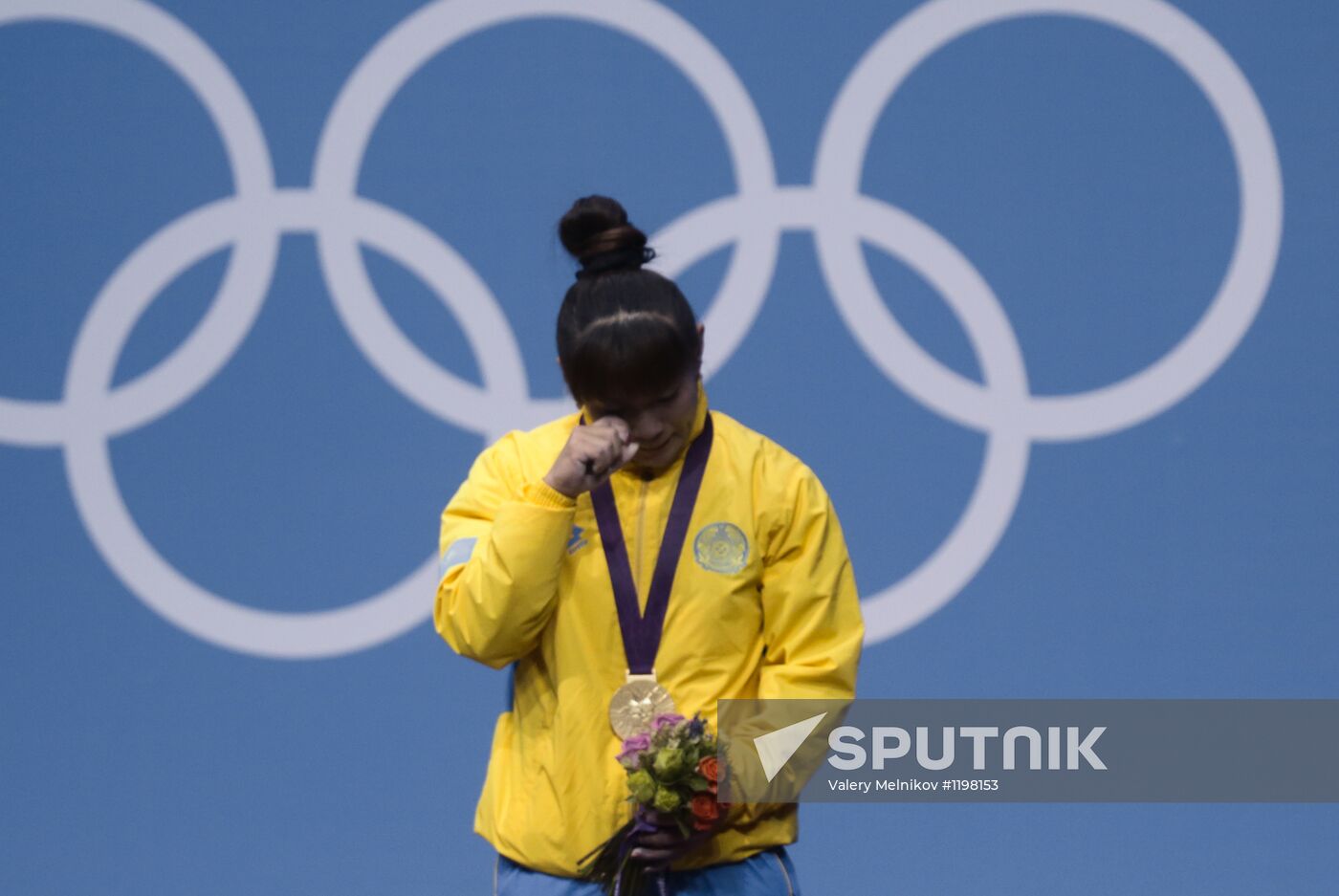 Olympics 2012 Women's Weightlifting. To 63 kg