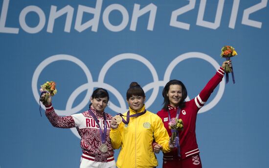 Olympics 2012 Women's Weightlifting. To 63 kg