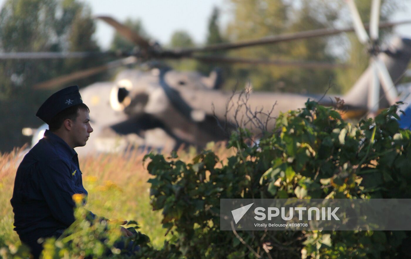 Air Force crews prepare for "Common Sky" air show
