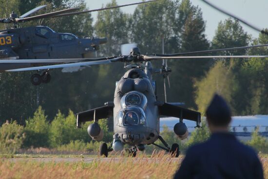 Air Force crews prepare for "Common Sky" air show