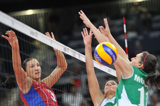 Olympics 2012 Women's Volleyball. Algeria vs. Russia