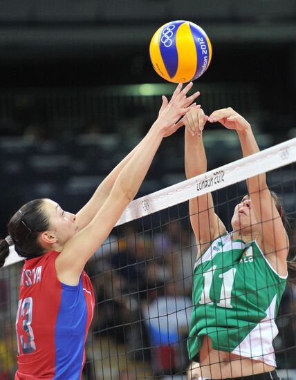Olympics 2012 Women's Volleyball. Algeria vs. Russia