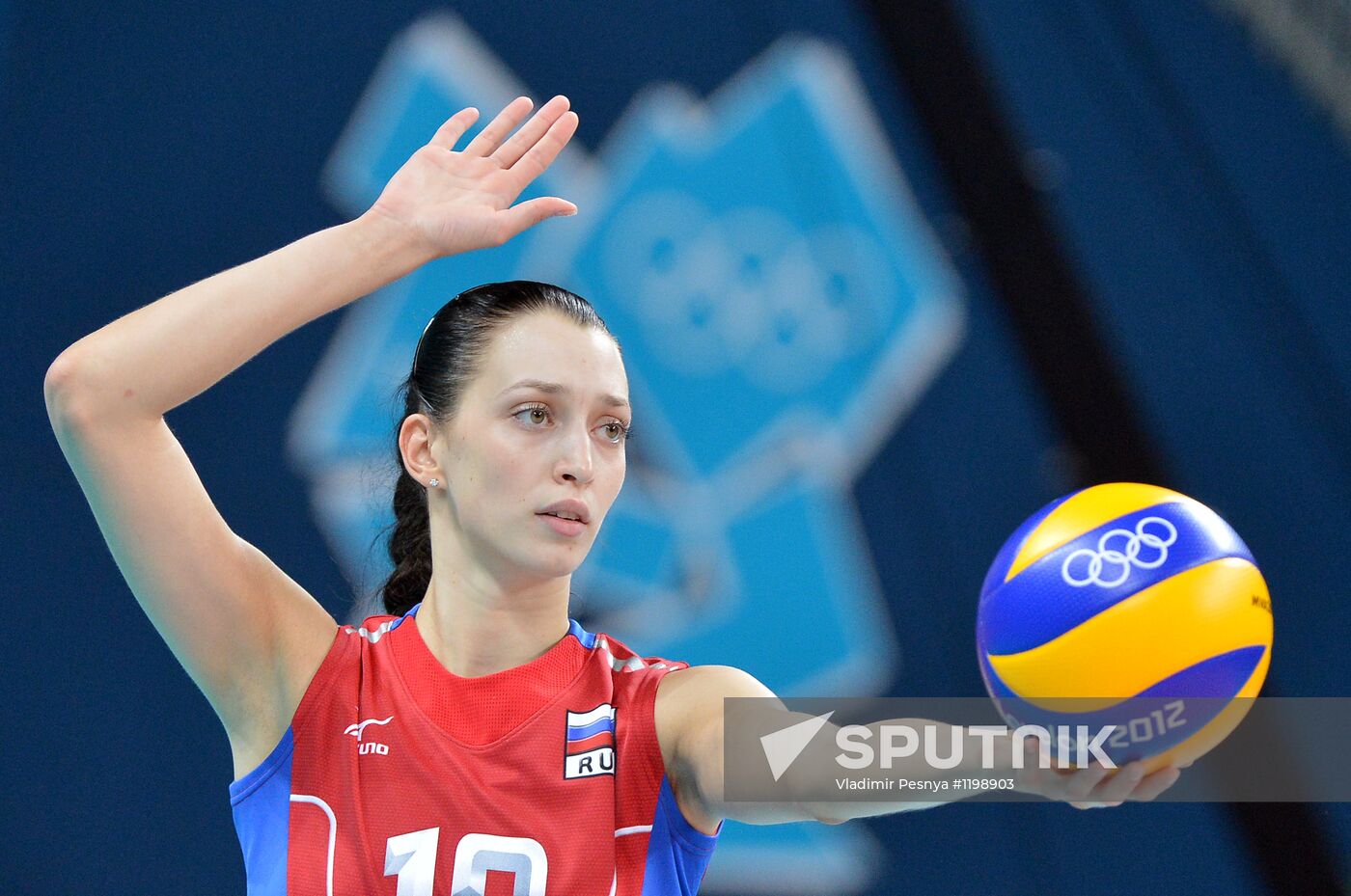 Olympics 2012 Women's Volleyball. Algeria vs. Russia