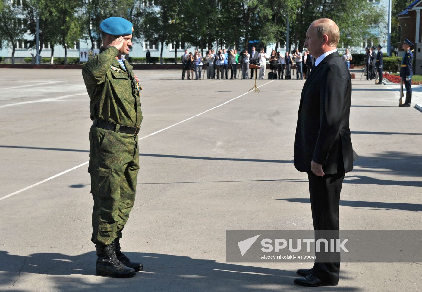 Vladimir Putin visits 31th Guards Separate Air Assault Brigade
