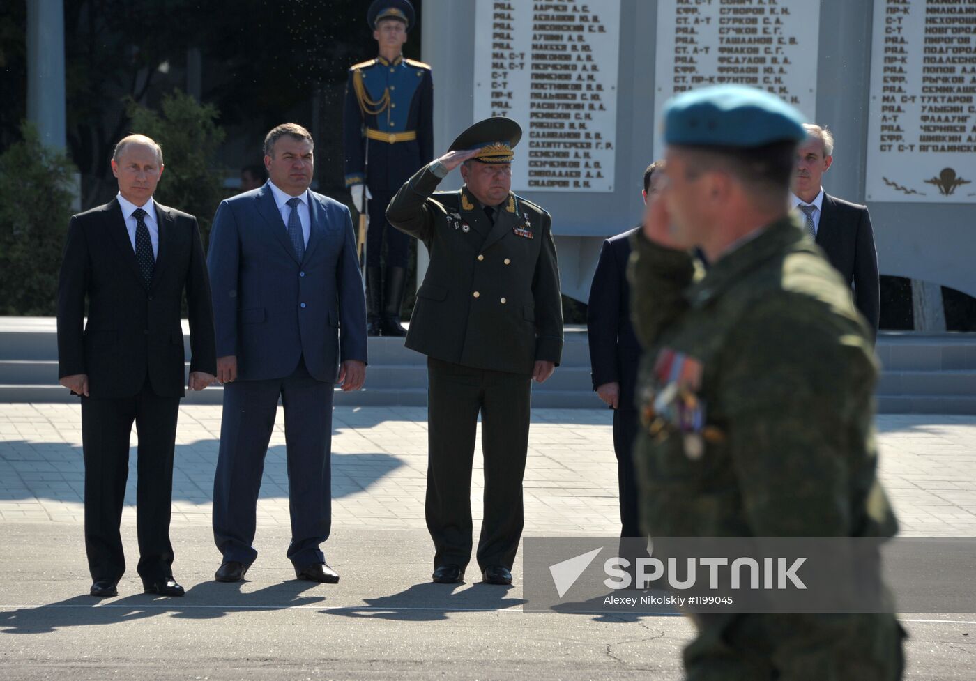 Vladimir Putin visits 31th Guards Separate Air Assault Brigade