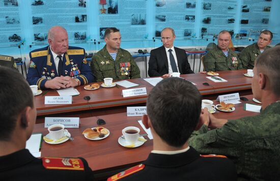 Vladimir Putin visits 31th Guards Separate Air Assault Brigade
