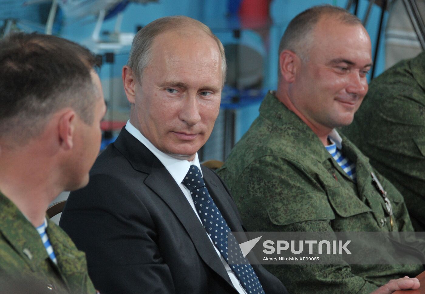 Vladimir Putin visits 31th Guards Separate Air Assault Brigade