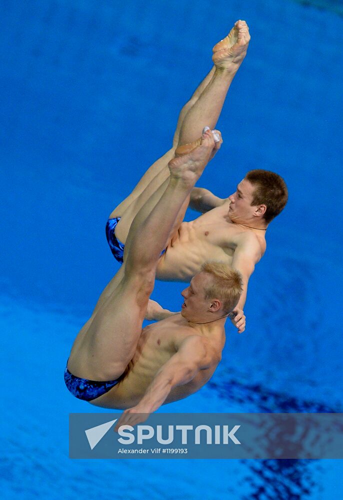 Olympics 2012 Men's Synchronized Diving. 3 meter springboard