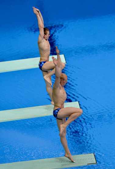 Olympics 2012 Men's Synchronized Diving. 3 meter springboard
