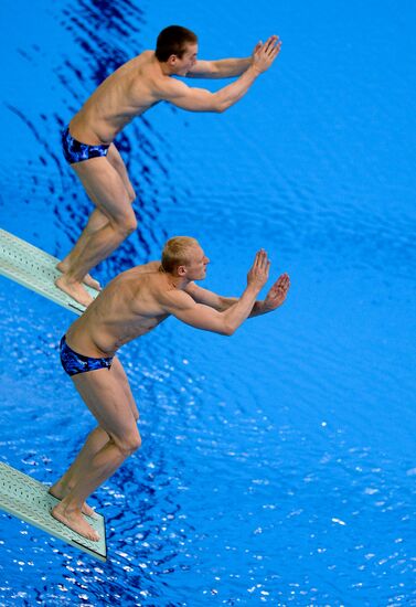 Olympics 2012 Men's Synchronized Diving. 3 meter springboard