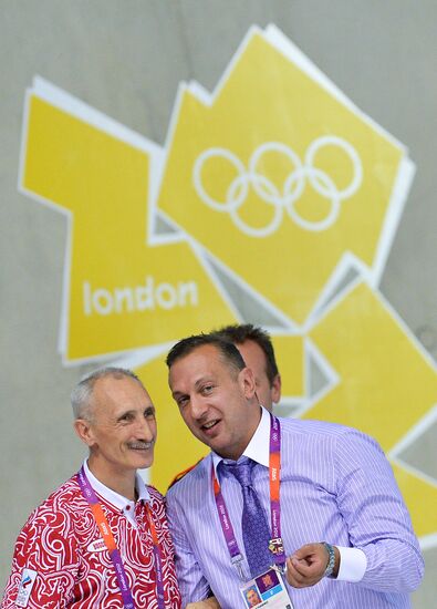 Olympics 2012 Men's Synchronized Diving. 3 meter springboard