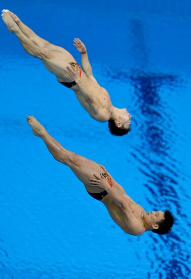 Olympics 2012 Men's Synchronized Diving. 3 meter springboard
