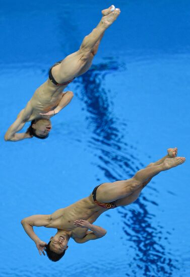 Olympics 2012 Men's Synchronized Diving. 3 meter springboard