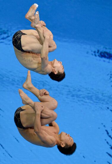 Olympics 2012 Men's Synchronized Diving. 3 meter springboard