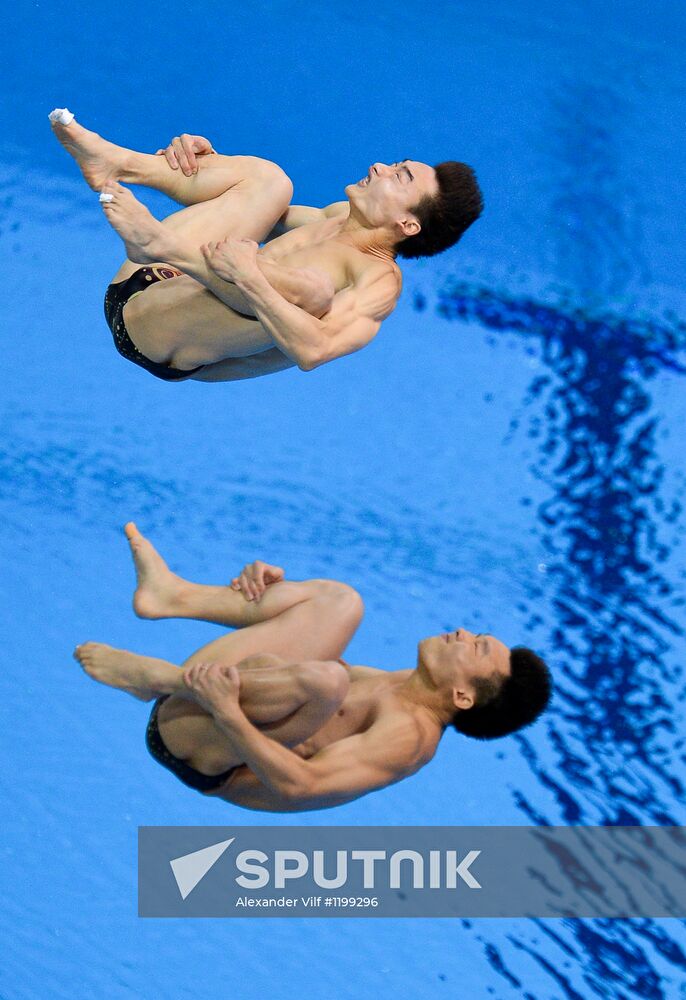 Olympics 2012 Men's Synchronized Diving. 3 meter springboard