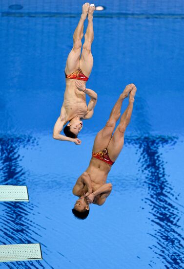 Olympics 2012 Men's Synchronized Diving. 3 meter springboard