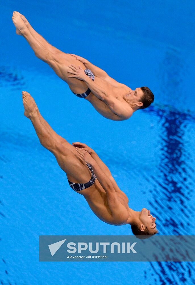 Olympics 2012 Men's Synchronized Diving. 3 meter springboard