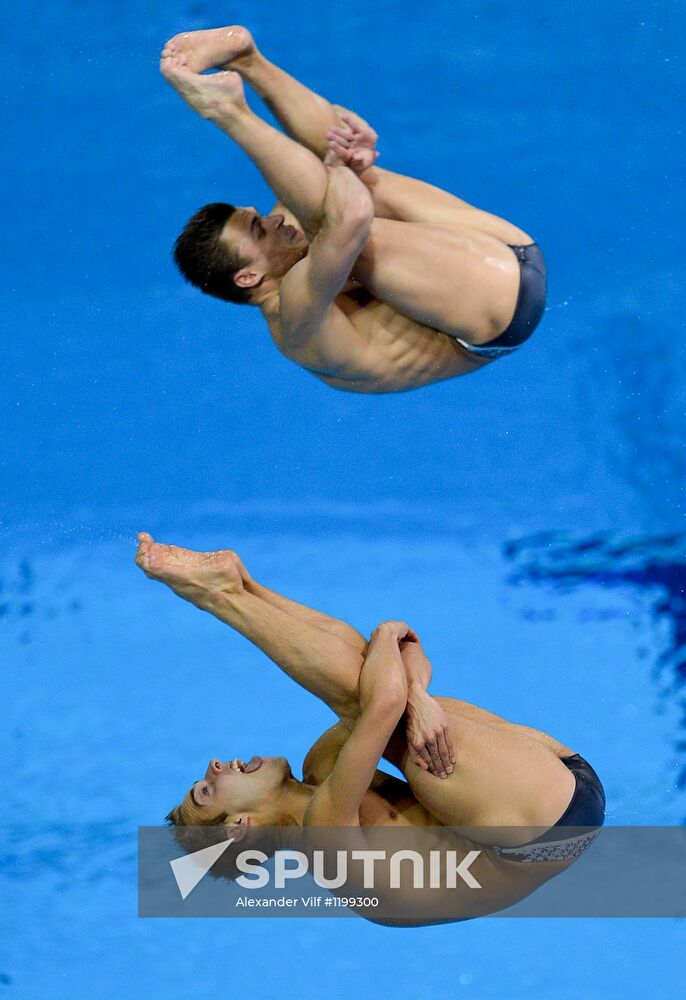 Olympics 2012 Men's Synchronized Diving. 3 meter springboard