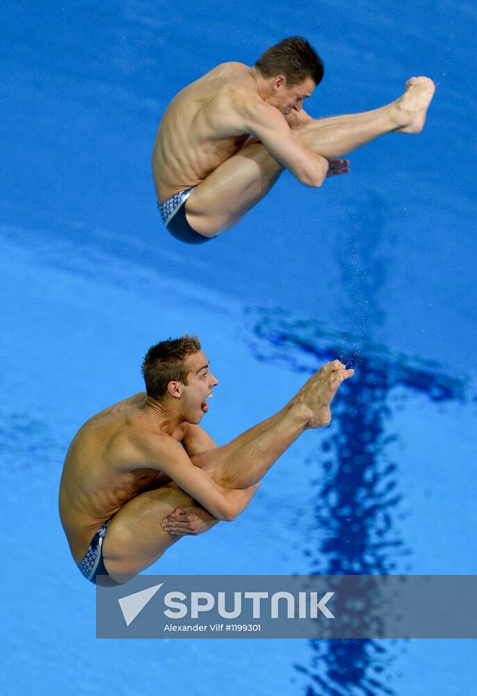 Olympics 2012 Men's Synchronized Diving. 3 meter springboard