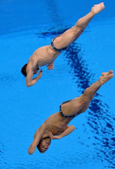 Olympics 2012 Men's Synchronized Diving. 3 meter springboard