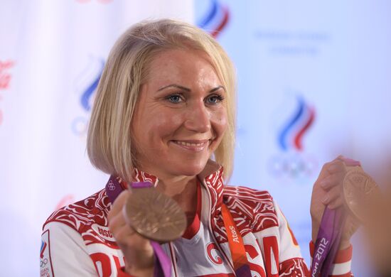 Nifontov, Tsarukaeva, Zabelinskaya give news conference