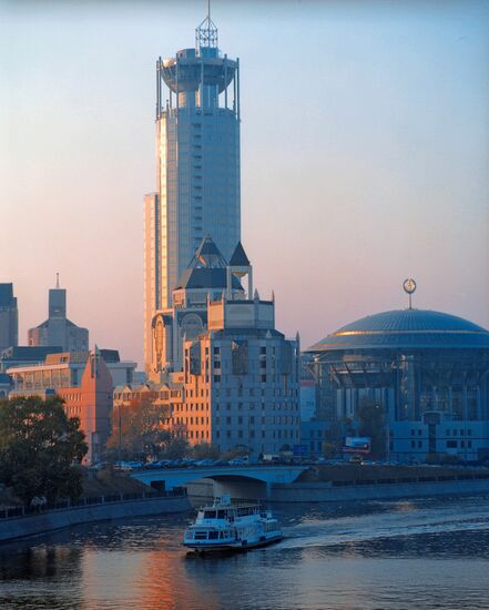 HOUSE OF MUSIC HOTEL RIVER STEAMSHIP