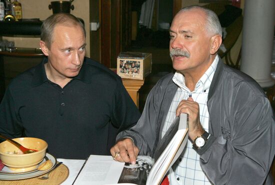 PUTIN MIKHALKOV JUBILEE GREETINGS
