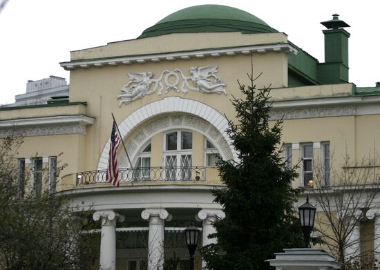 U.S. AMBASSADOR RESIDENCE SPASOHOUSE