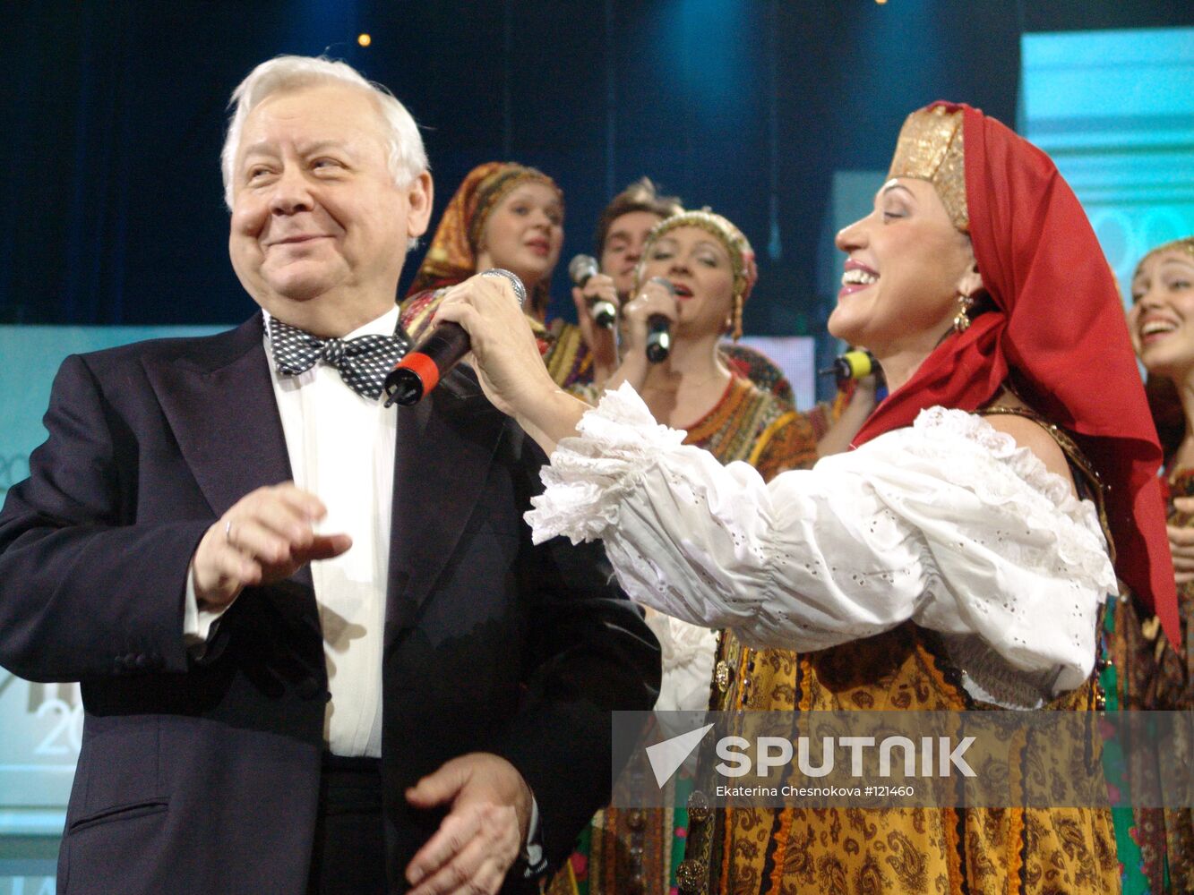 TABAKOV BABKINA PRIZE FACES-2005