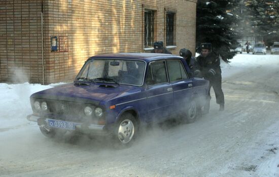 AUTOMOBILE FROSTY WEATHER