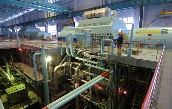 MACHINE ROOM NOVOSVERDLOVSK THERMAL POWER STATION