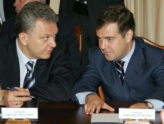 MEDVEDEV KHRISTENKO