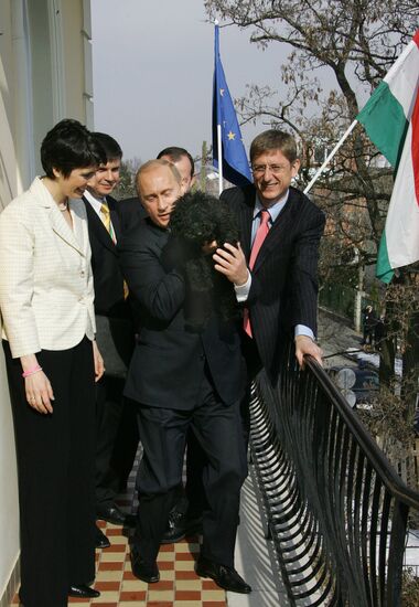 PUTIN HUNGARY GYURCSANY PET