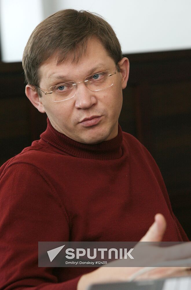 VLADIMIR RYZHKOV AT AN ONLINE CONFERENCE