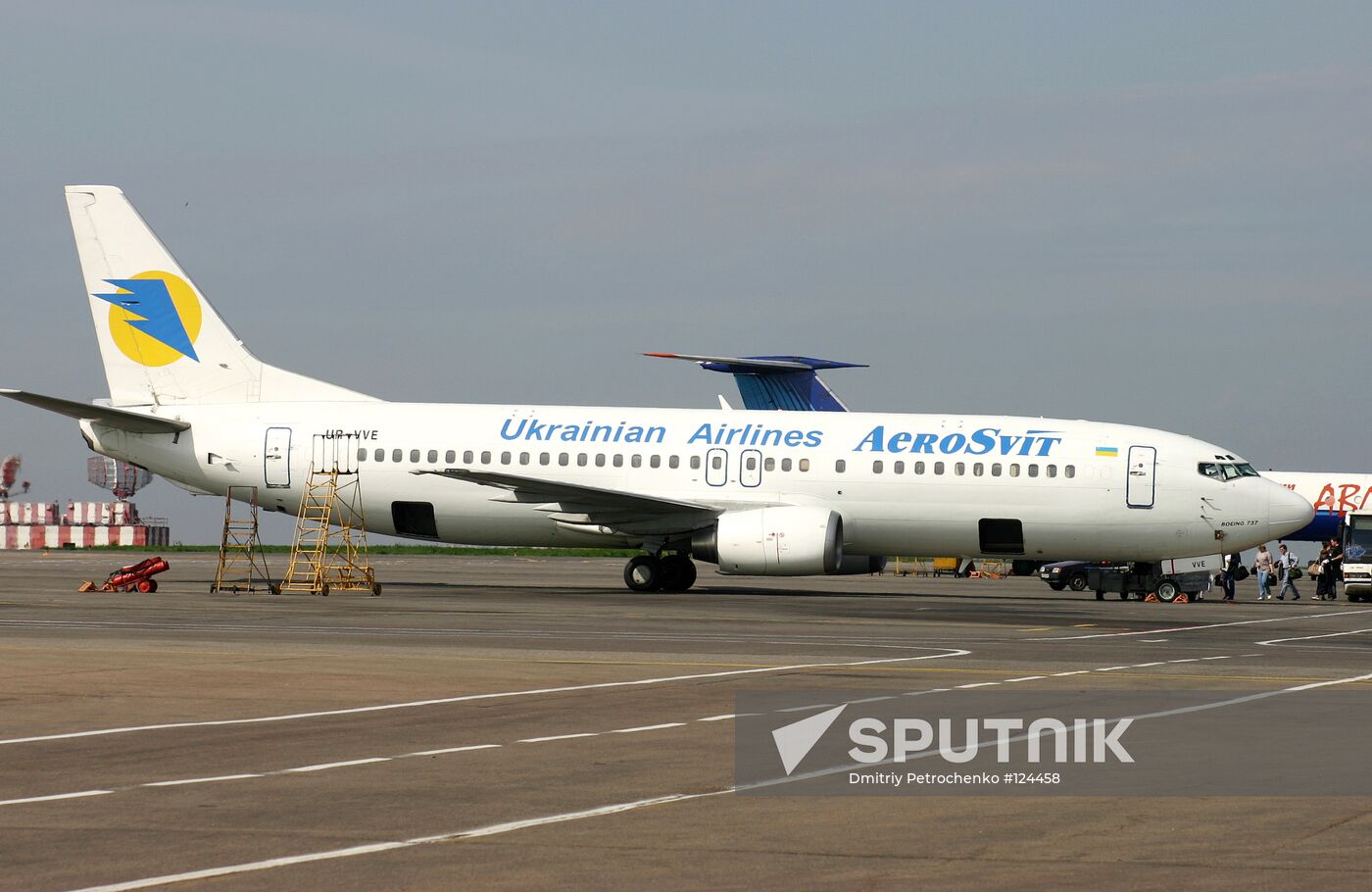 JETLINER BOEING 734 