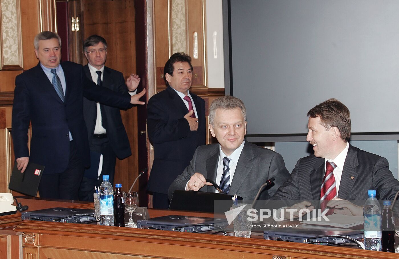 PETROLEUM PRICE CONFERENCE