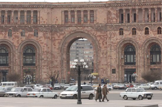 YEREVAN CENTRAL SQUARE