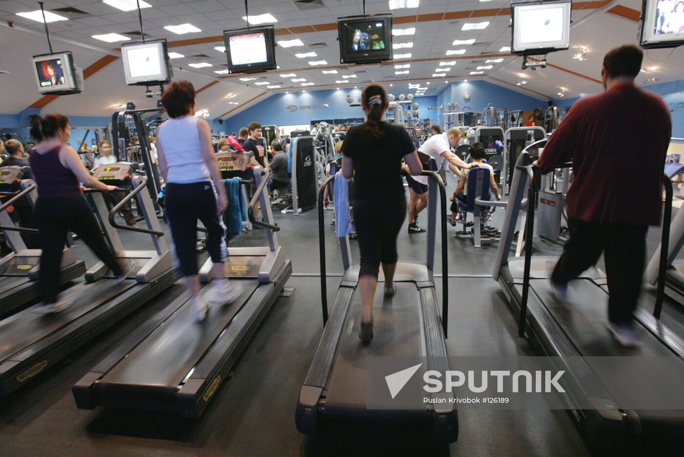 EXERCISE ROOM