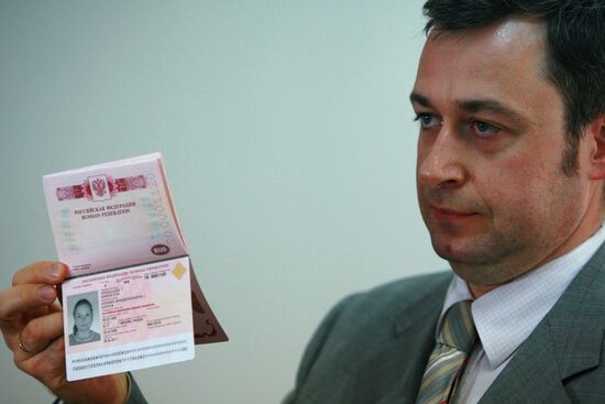 PASSPORT ARKADY TRACHUK