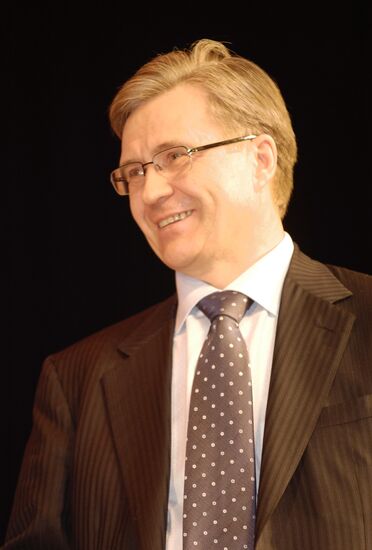 VLADIMIR BOGDANOV