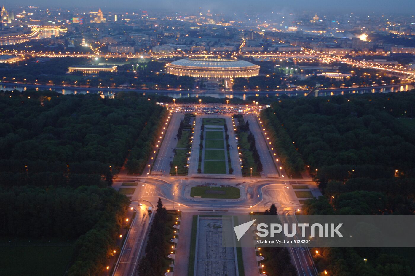 LUZHNIKI VOROBYEVY HILLS