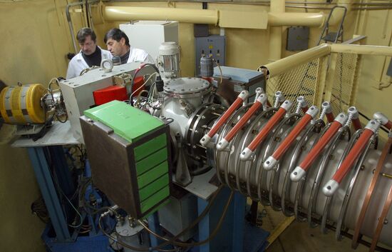 NEW NUCLEAR PHYSICAL COMPLEX