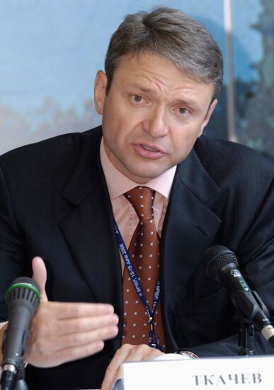 10TH INTERNATIONAL ECONOMIC FORUM ST. PETERSBURG