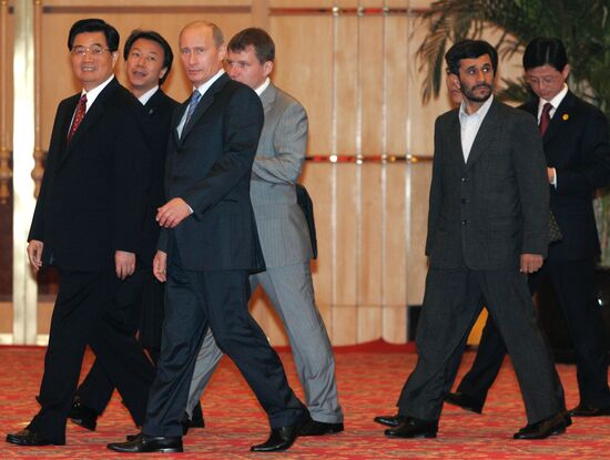 HU JINTAO, VLADIMIR PUTIN AND MAHMUD AHMADI-NEJAD