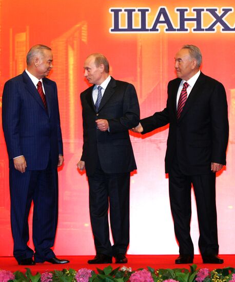 ISLAM KARIMOV, VLADIMIR PUTIN AND NURSULTAN NAZARBAYEV