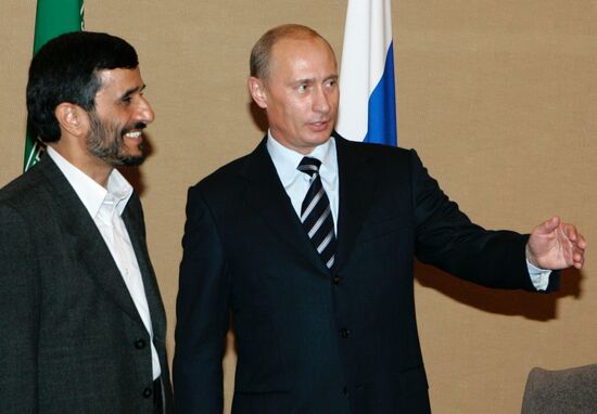 MAHMUD AHMADI-NEJAD AND VLADIMIR PUTIN 