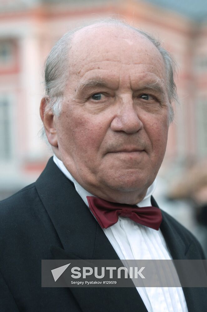 LEV DUROV