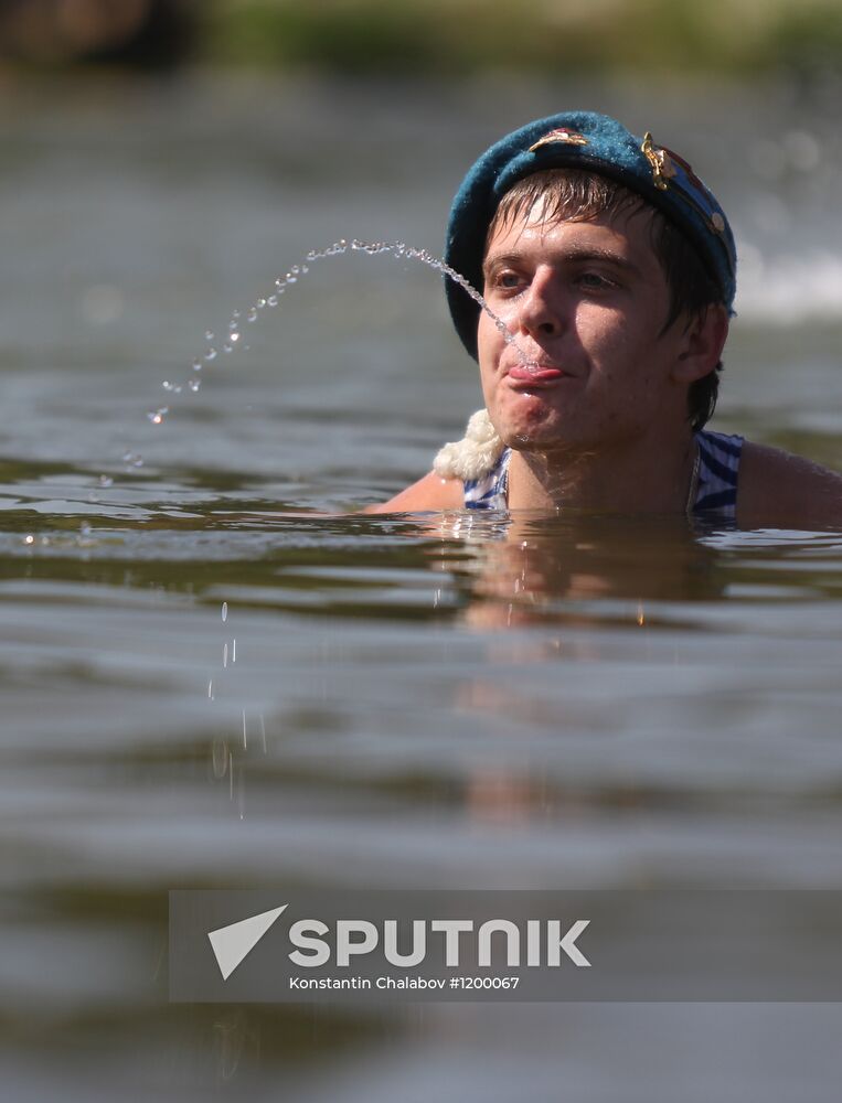 Celebrating Airborne Forces Day in Moscow