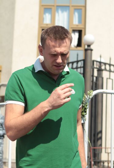 Alexei Navalny at Russia's Investigative Committee