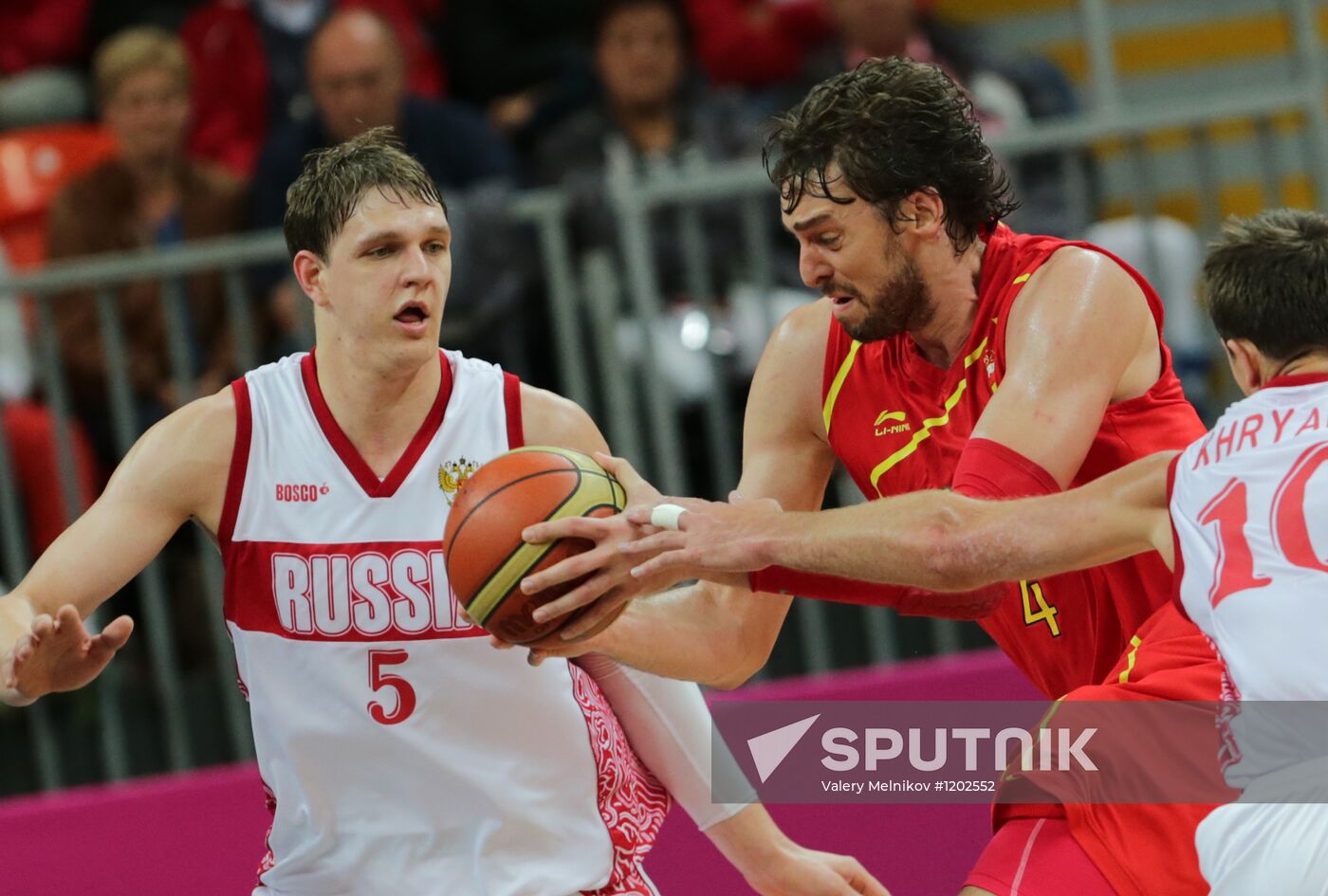 2012 Olympics. Men's Basketball. Russia vs. Spain